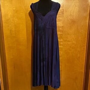 The Pyramid Collection Elegant Purple Midi Dress